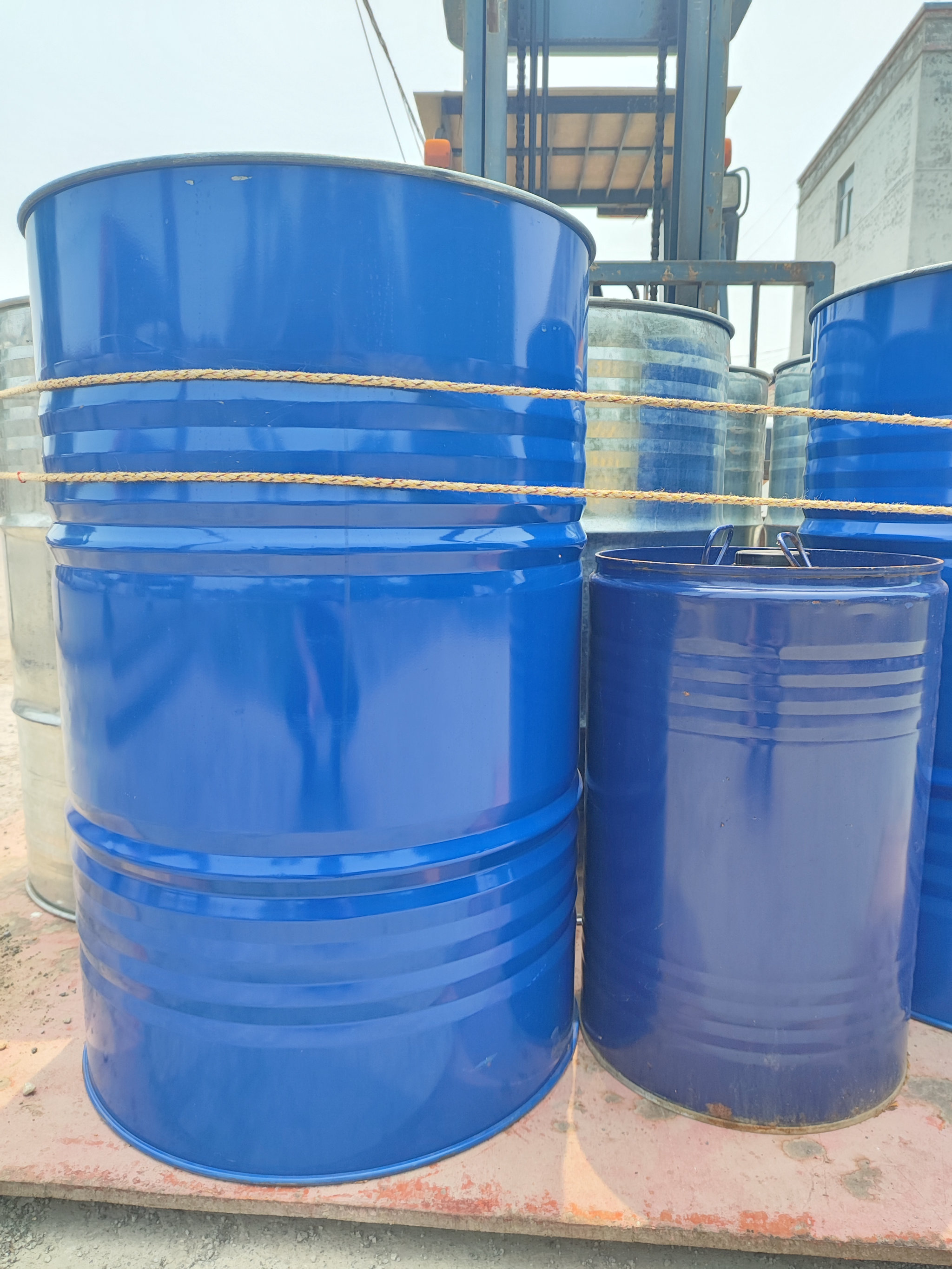 1-辛基-3-甲基咪唑六氟磷酸鹽CAS號304680-36-2 C12H23F6N2P醫(yī)藥中間體